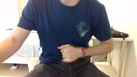 Snapshot of biggbaguette1 chatting on 09-18-25, 08:38 biggbaguette1 online show from 09-18-25, 08:38