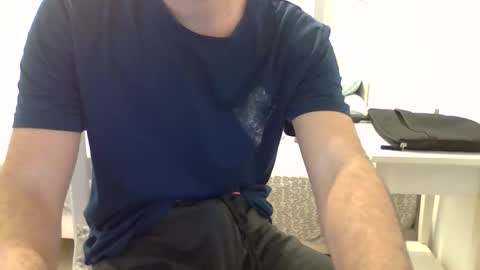 Snapshot of biggbaguette1 chatting on 09-21-25, 02:51 biggbaguette1 online show from 09-21-25, 02:51