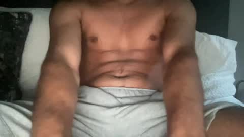 Snapshot of biggbrown12 chatting on 08-08-26, 07:16 bigbrown online show from 08-08-26, 07:16