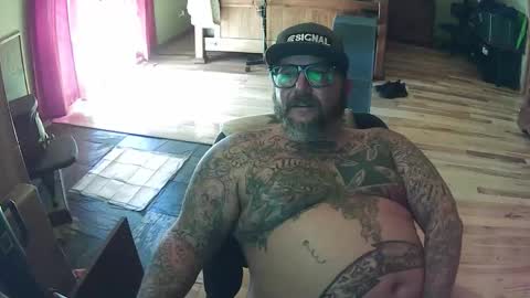 Snapshot of biggdaddy4206913 chatting on 10-29-25, 07:48 biggdaddy4206913 online show from 10-29-25, 07:48