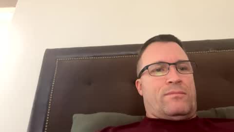 bigger22332233 online show from 01-08-25, 04:22