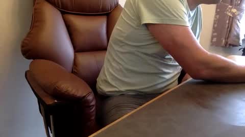 Snapshot of biggestjack1 chatting on 09-30-25, 02:11 TheBiggestJack online show from 09-30-25, 02:11