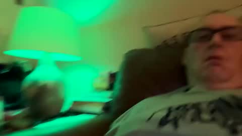 biggloves4bighands online show from 10-25-25, 11:21