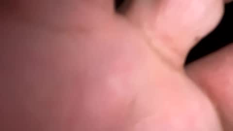 Snapshot of bigguunn chatting on 12-30-24, 01:47 bigguunn online show from 12-30-24, 01:47