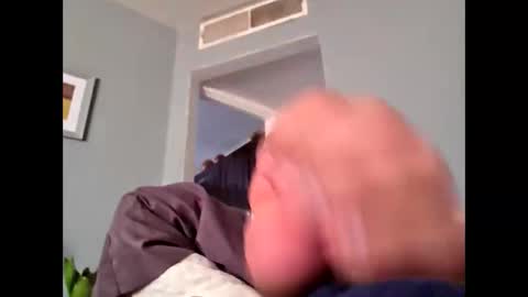 Snapshot of bigguunn chatting on 11-16-25, 02:22 bigguunn online show from 11-16-25, 02:22