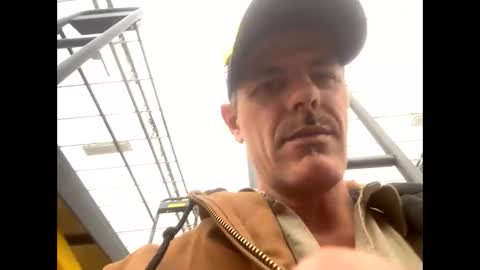 Snapshot of biggymemo69 chatting on 12-17-24, 05:15 biggymemo69 online show from 12-17-24, 05:15