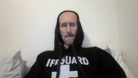 Snapshot of bighugemouthful chatting on 01-02-25, 06:34 Chaz online show from 01-02-25, 06:34