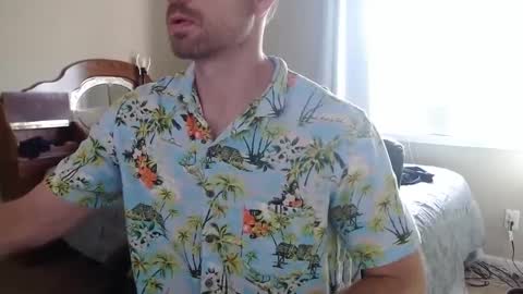 Snapshot of bigjohn6468 chatting on 09-20-25, 04:41 Big johns online show from 09-20-25, 04:41