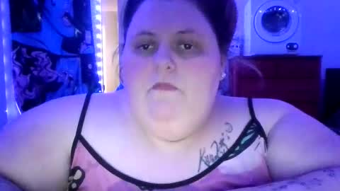 bigmama91 online show from 12-18-25, 04:13