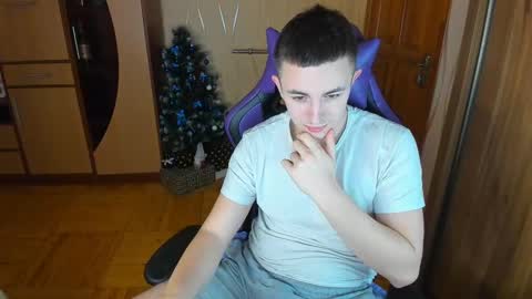 Snapshot of bigmark03 chatting on 02-12-25, 04:22 BigMark03 online show from 02-12-25, 04:22