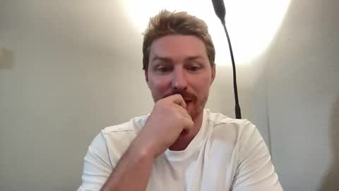 Snapshot of bigmcr1 chatting on 01-02-25, 02:11 Nick Barker online show from 01-02-25, 02:11