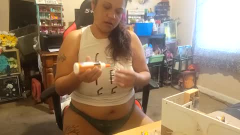 the Mini mami online show from 02-10-25, 02:26