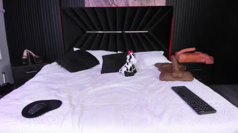 Zayra online show from 11-30-25, 08:18