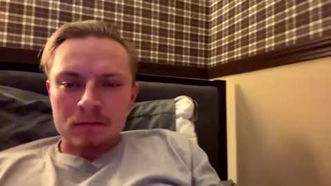 Snapshot of bigspoon610 chatting on 11-28-25, 08:28 bigspoon610 online show from 11-28-25, 08:28