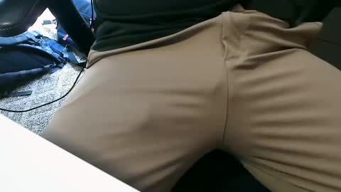 Snapshot of bigsword4her chatting on 09-09-25, 02:27 bigsword4her online show from 09-09-25, 02:27