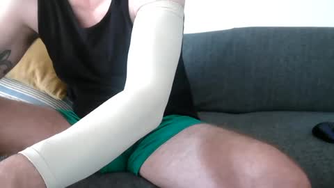 Snapshot of bigthickguyforyou chatting on 07-29-26, 04:49 Casey online show from 07-29-26, 04:49