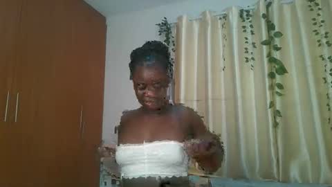 Snapshot of bigtits_baddie chatting on 12-15-25, 07:45 bigtits_baddie online show from 12-15-25, 07:45