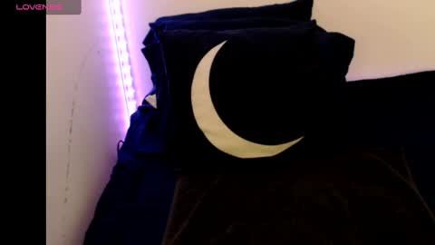 Snapshot of bigtittedtattedlesbian chatting on 02-16-25, 09:16 Nichole lights online show from 02-16-25, 09:16