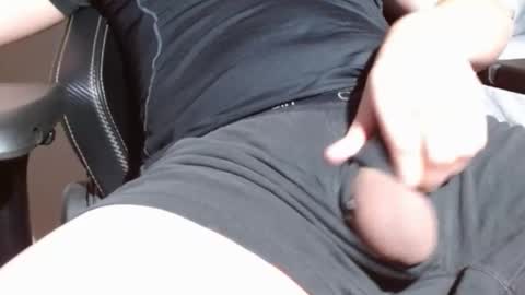 Snapshot of bigtittylover333 chatting on 02-17-26, 11:44 bigtittylover333 online show from 02-17-26, 11:44