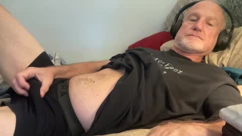 Bigwebone online show from 09-29-25, 08:46