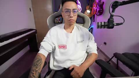 bigxboy96 online show from 02-12-25, 11:18