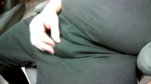 Snapshot of bikeman17 chatting on 01-21-25, 06:02 bikeman17 online show from 01-21-25, 06:02