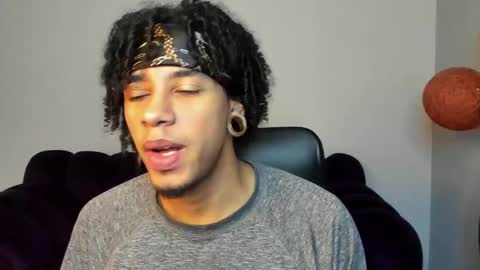 Sebas online show from 09-18-25, 02:52