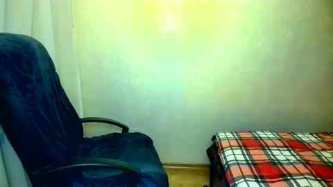 DOM NIKA online show from 12-18-25, 10:05