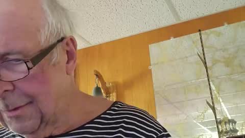 bill_25061 online show from 10-29-25, 06:42