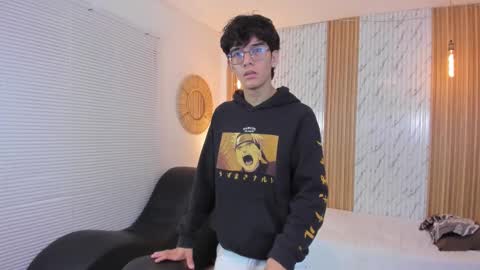 Billie online show from 10-17-25, 03:42