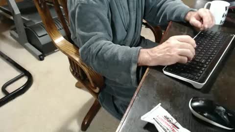 Snapshot of billy471 chatting on 12-06-24, 02:28 billy471 online show from 12-06-24, 02:28