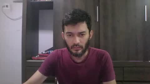 binhodm1 online show from 01-05-25, 09:57