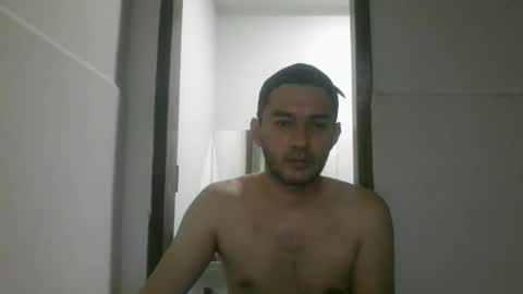 binhodm1 online show from 03-05-25, 07:16