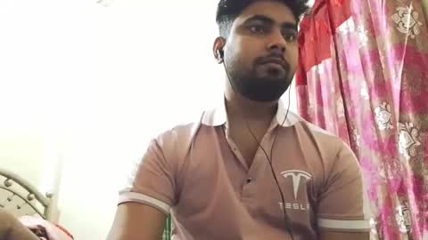 Snapshot of birbikrom104 chatting on 11-12-25, 07:53 birbikrom104 online show from 11-12-25, 07:53