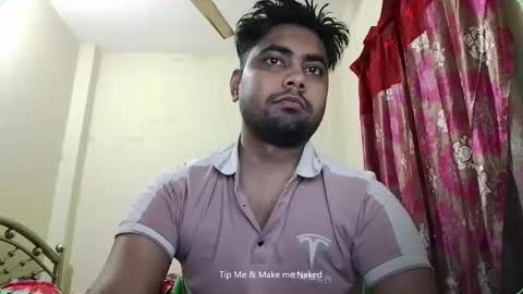 Snapshot of birbikrom104 chatting on 11-30-25, 11:14 birbikrom104 online show from 11-30-25, 11:14