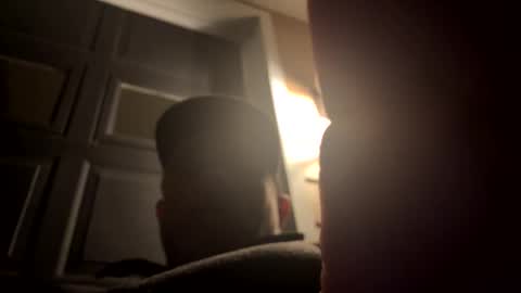 Snapshot of bird70 chatting on 11-15-25, 12:41 spunday online show from 11-15-25, 12:41