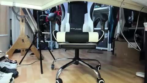 Snapshot of bisexualjay chatting on 01-06-26, 12:53 bisexualjay online show from 01-06-26, 12:53