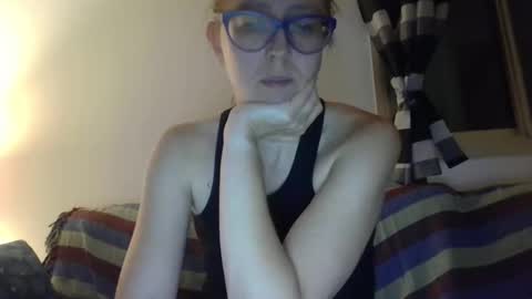 Snapshot of bisons5679946 chatting on 10-16-25, 09:38 bisons online show from 10-16-25, 09:38