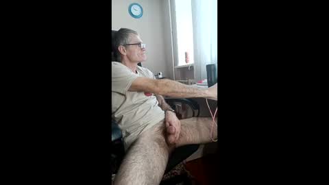 Snapshot of biytwert chatting on 02-10-26, 04:49 biytwert online show from 02-10-26, 04:49