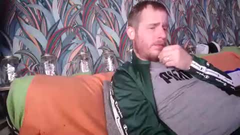 Snapshot of bizoukey15 chatting on 10-15-25, 09:26 bizoukey15 online show from 10-15-25, 09:26