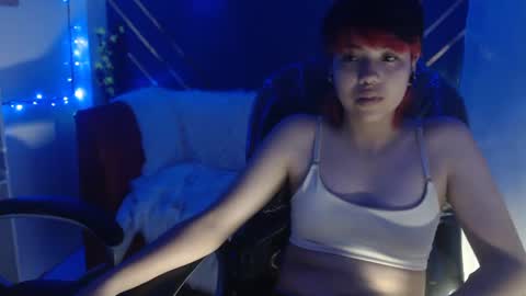 Snapshot of bjkoreanboy chatting on 09-18-25, 08:44 BJkoreanboy online show from 09-18-25, 08:44