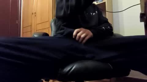 bkt15 online show from 11-11-25, 04:34