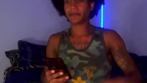 Snapshot of black_arthur chatting on 11-09-25, 02:37 Black Arthur online show from 11-09-25, 02:37