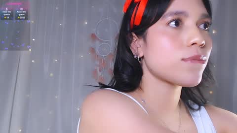 Snapshot of black_dar_ chatting on 12-12-24, 10:24 Sara online show from 12-12-24, 10:24