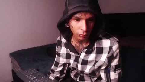 Snapshot of black_firex chatting on 09-26-25, 01:42 black_firex online show from 09-26-25, 01:42