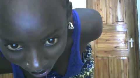 black_hot233 online show from 03-11-25, 04:21