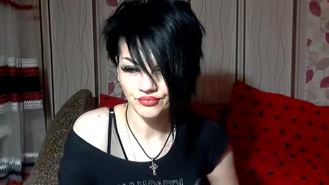 black_hot_01 online show from 01-16-25, 12:34