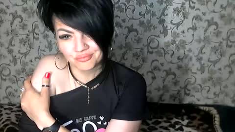 black_hot_01 online show from 09-09-25, 10:31