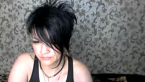 black_hot_01 online show from 10-19-25, 01:28