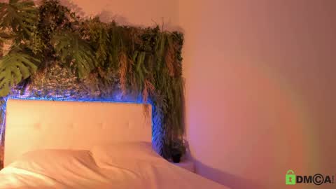 Jenny online show from 01-19-25, 07:37